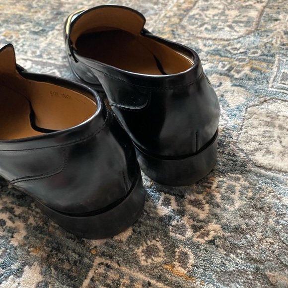 Salvatore Ferragamo black and gold leather loafers sz 8B - Picture 5 of 6